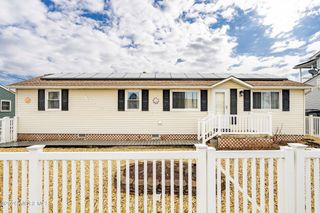10 W Anchor Drive, Little Egg Harbor, NJ 08087