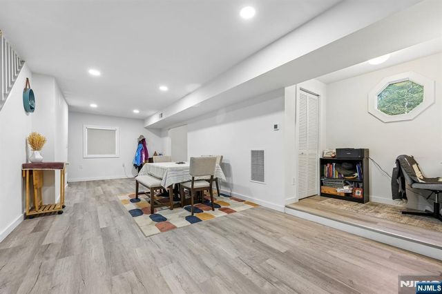 4 Quail Road, Sparta, NJ 07871