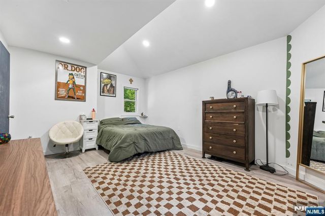 4 Quail Road, Sparta, NJ 07871