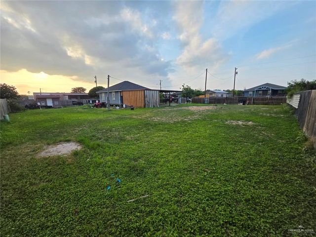 6100 Peony Street, Edinburg, TX 78542
