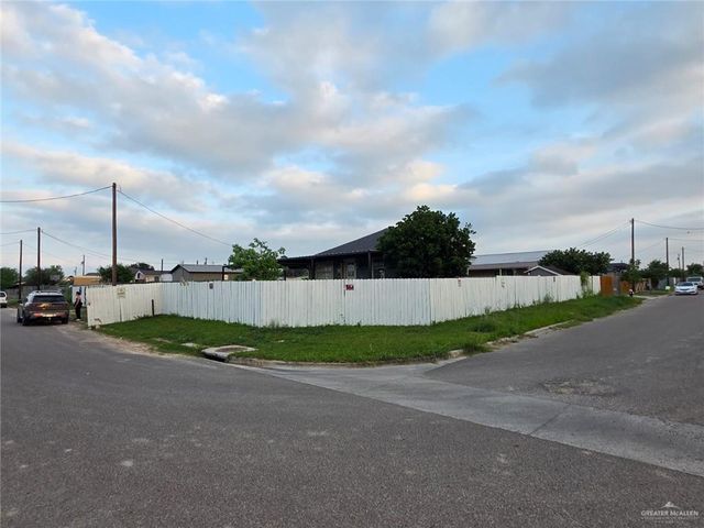 6100 Peony Street, Edinburg, TX 78542