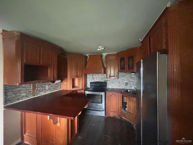 6100 Peony Street, Edinburg, TX 78542