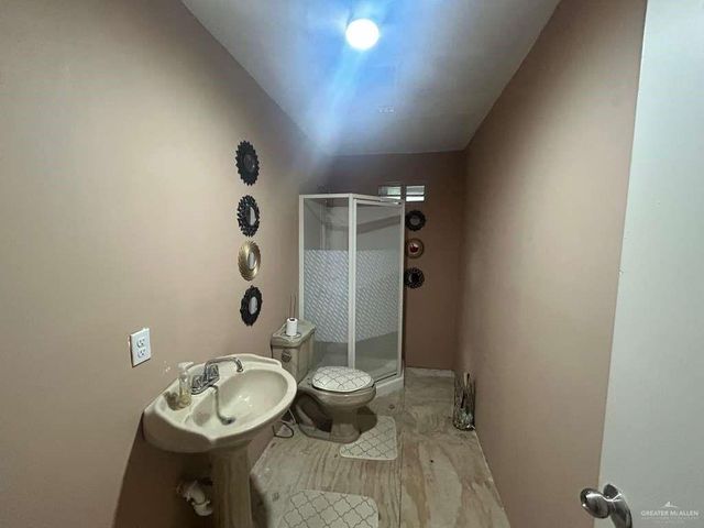 6100 Peony Street, Edinburg, TX 78542