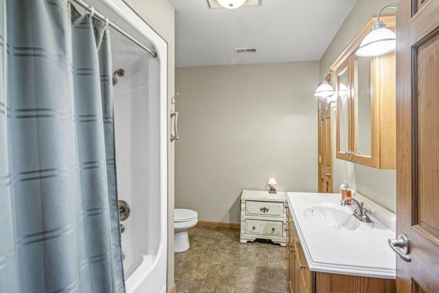 17537 Mockingbird Rd Road, Warsaw, MO 65355