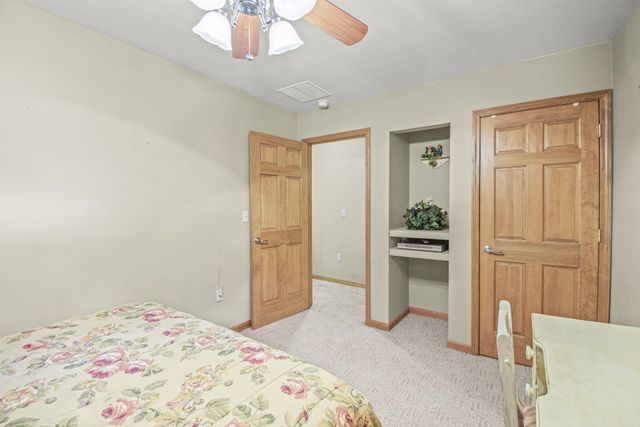 17537 Mockingbird Rd Road, Warsaw, MO 65355