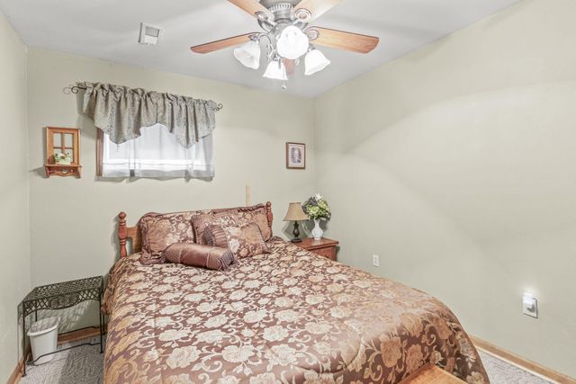 17537 Mockingbird Rd Road, Warsaw, MO 65355