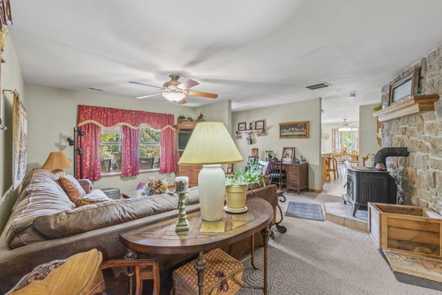 17537 Mockingbird Rd Road, Warsaw, MO 65355