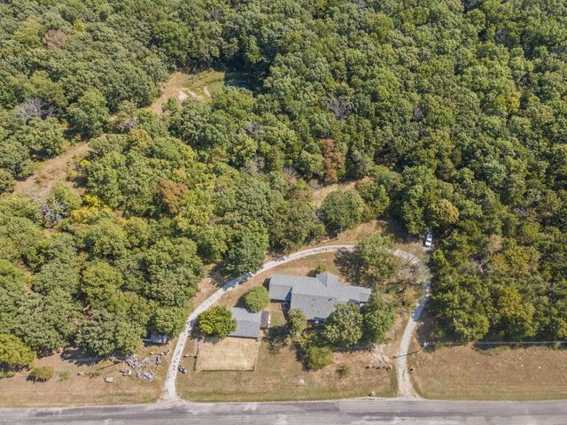 17537 Mockingbird Rd Road, Warsaw, MO 65355