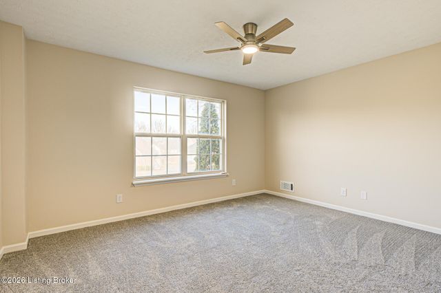 10503 Waycross Ave, Louisville, KY 40229