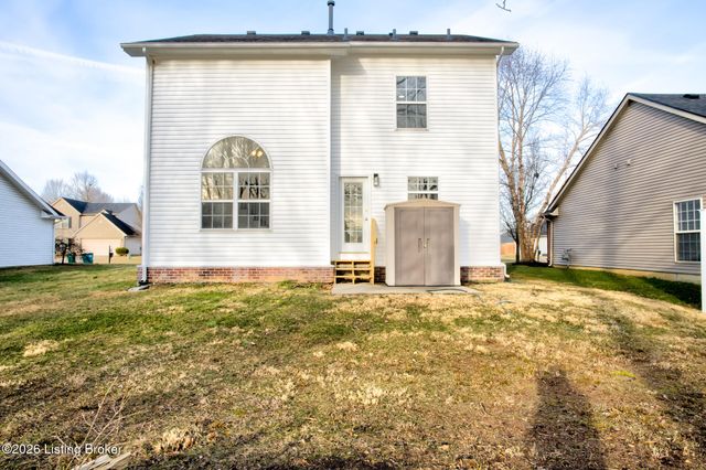 10503 Waycross Ave, Louisville, KY 40229