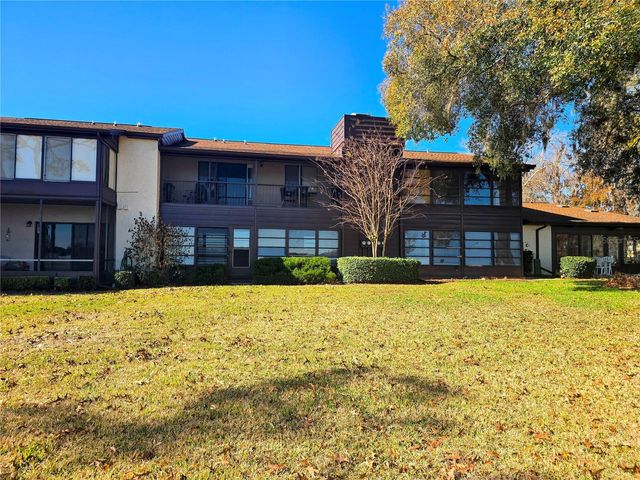 512 FAIRWAYS CIRCLE A, Ocala, FL 34472