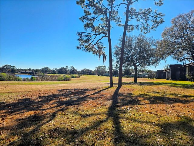 512 FAIRWAYS CIRCLE A, Ocala, FL 34472