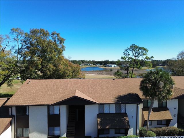 512 FAIRWAYS CIRCLE A, Ocala, FL 34472