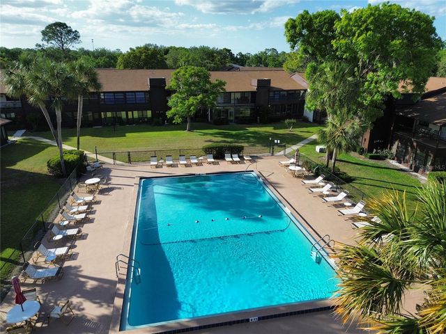 512 FAIRWAYS CIRCLE A, Ocala, FL 34472