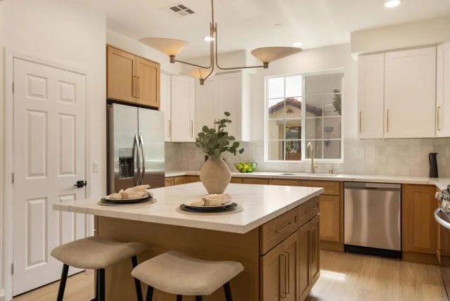 10571 Ponderosa Circle, Santa Fe Springs, CA 90670