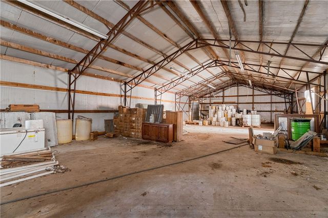 10207 Rainbow Ridge Road, Omaha, AR 72662