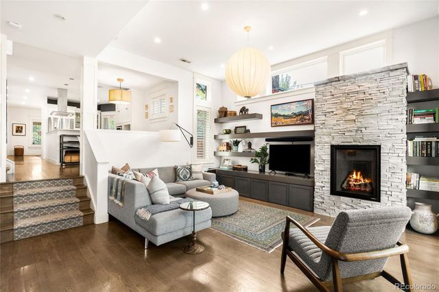925 S Emerson Street, Denver, CO 80209
