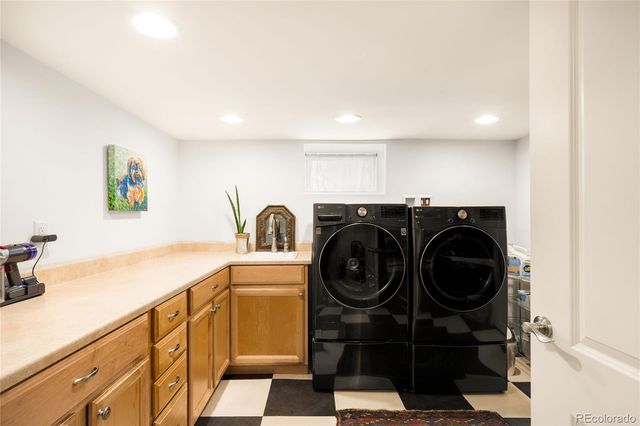 925 S Emerson Street, Denver, CO 80209