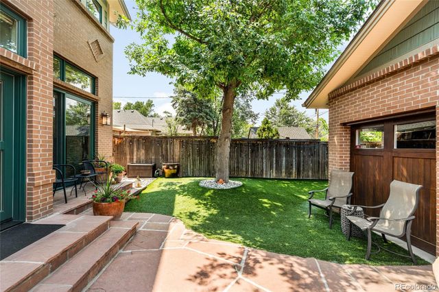 925 S Emerson Street, Denver, CO 80209