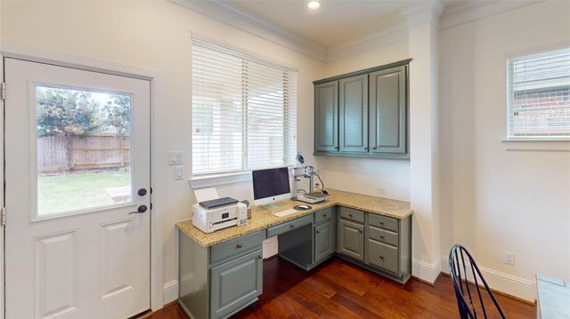 8134 Caroline Ridge Drive, Humble, TX 77396