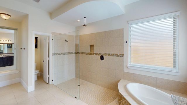 8134 Caroline Ridge Drive, Humble, TX 77396