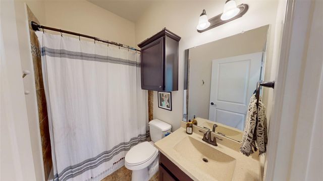 8134 Caroline Ridge Drive, Humble, TX 77396