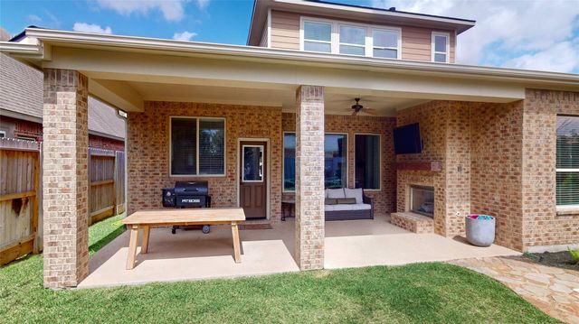 8134 Caroline Ridge Drive, Humble, TX 77396