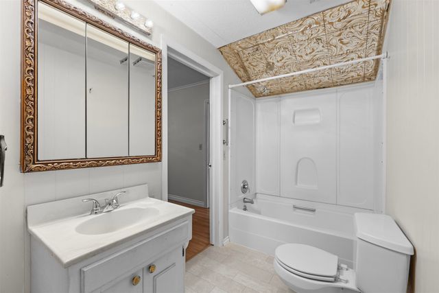 3918 E 8th Ave, Spokane, WA 99202