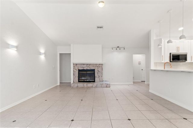 7124 72ND STREET, Pinellas Park, FL 33781