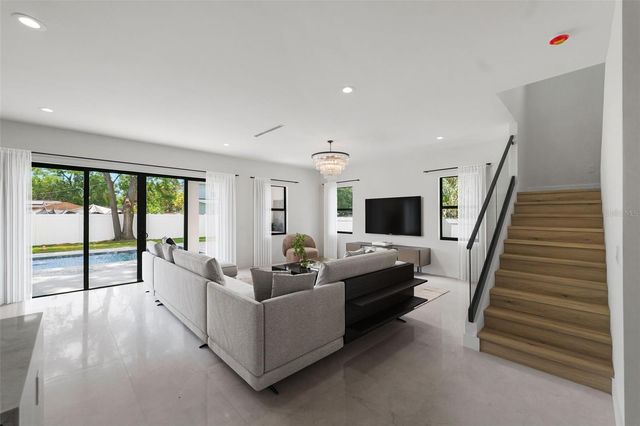 2308 1/2 N ELCOE DRIVE, Tampa, FL 33603