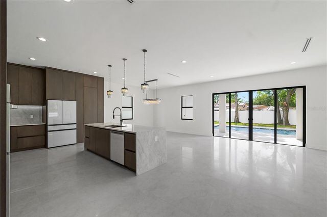 2308 1/2 N ELCOE DRIVE, Tampa, FL 33603