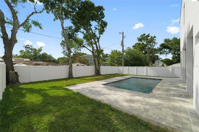 2308 1/2 N ELCOE DRIVE, Tampa, FL 33603