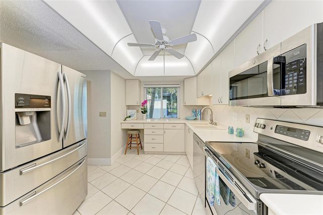 4835 GULF OF MEXICO DRIVE 105, Longboat Key, FL 34228