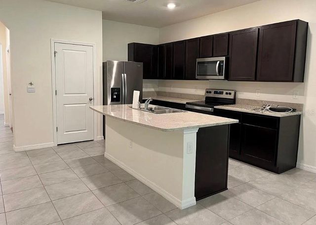 32867 PEZ LANDING LANE, Wesley Chapel, FL 33543