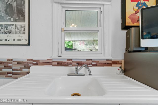 1412 Haskin Ave, Louisville, KY 40215