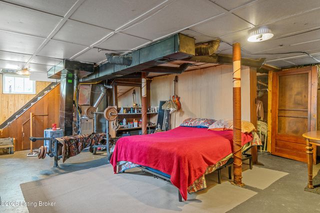 1412 Haskin Ave, Louisville, KY 40215