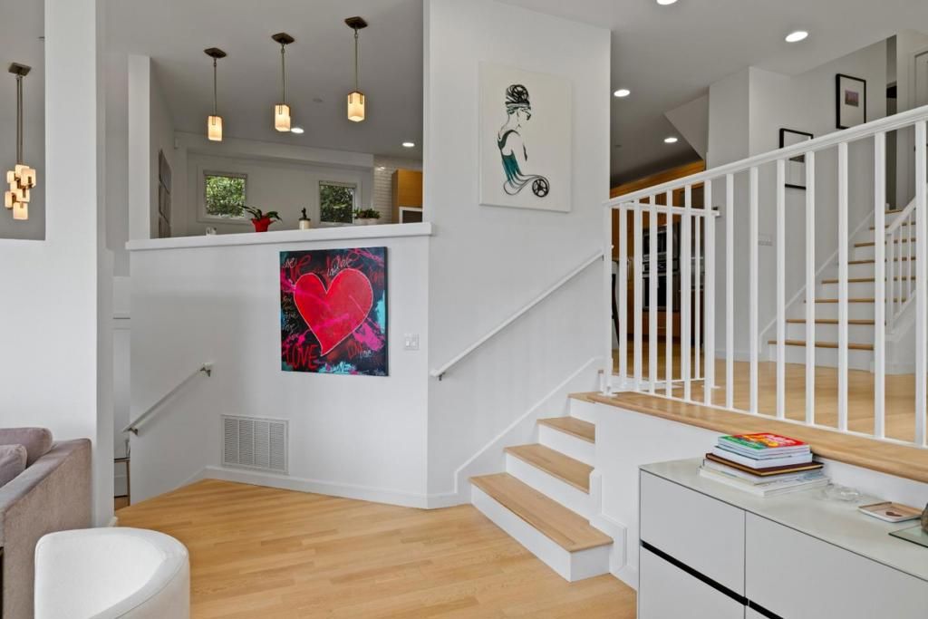 Image 15 of property listing at 374 El Granada Boulevard, El Granada, CA 94018