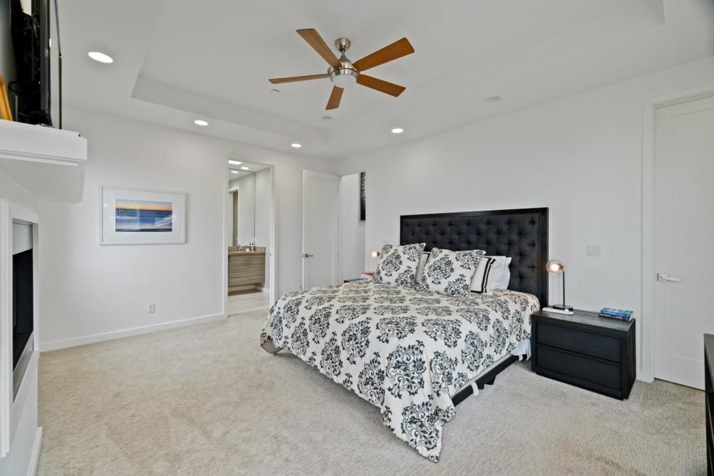 Image 36 of property listing at 374 El Granada Boulevard, El Granada, CA 94018