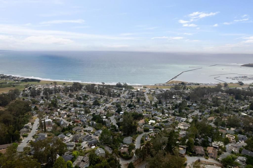 Image 55 of property listing at 374 El Granada Boulevard, El Granada, CA 94018