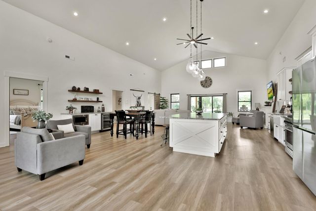 34850 Kable Avenue, North Branch, MN 55056