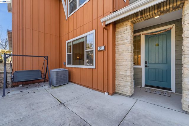 245 Fennel Way, Livermore, CA 94551