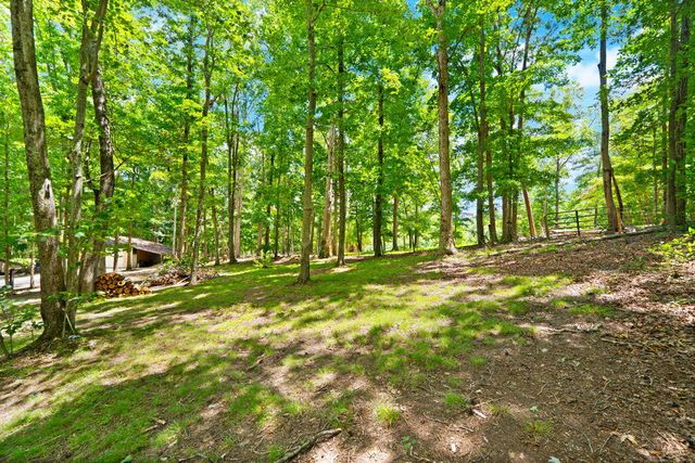 1261 Clark Road, Irvine, KY 40336