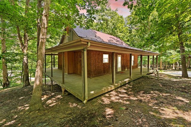 1261 Clark Road, Irvine, KY 40336