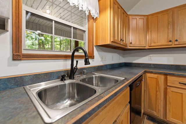 1261 Clark Road, Irvine, KY 40336