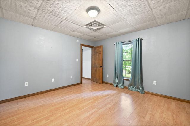 1261 Clark Road, Irvine, KY 40336