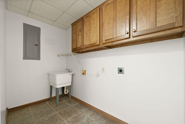 1261 Clark Road, Irvine, KY 40336