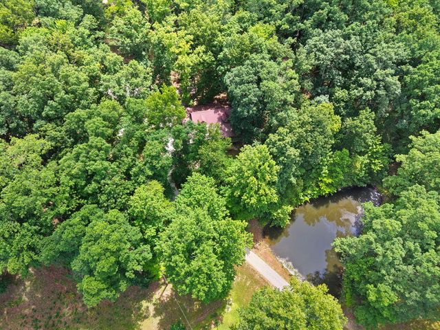 1261 Clark Road, Irvine, KY 40336