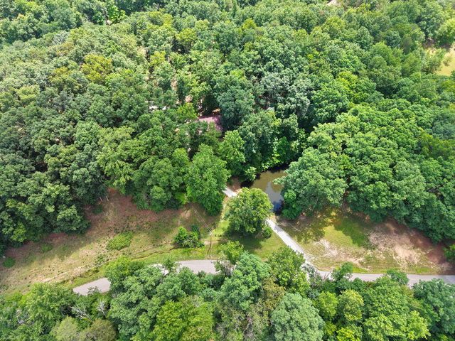 1261 Clark Road, Irvine, KY 40336