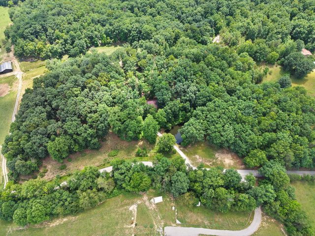 1261 Clark Road, Irvine, KY 40336