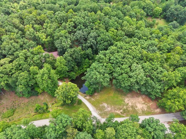 1261 Clark Road, Irvine, KY 40336